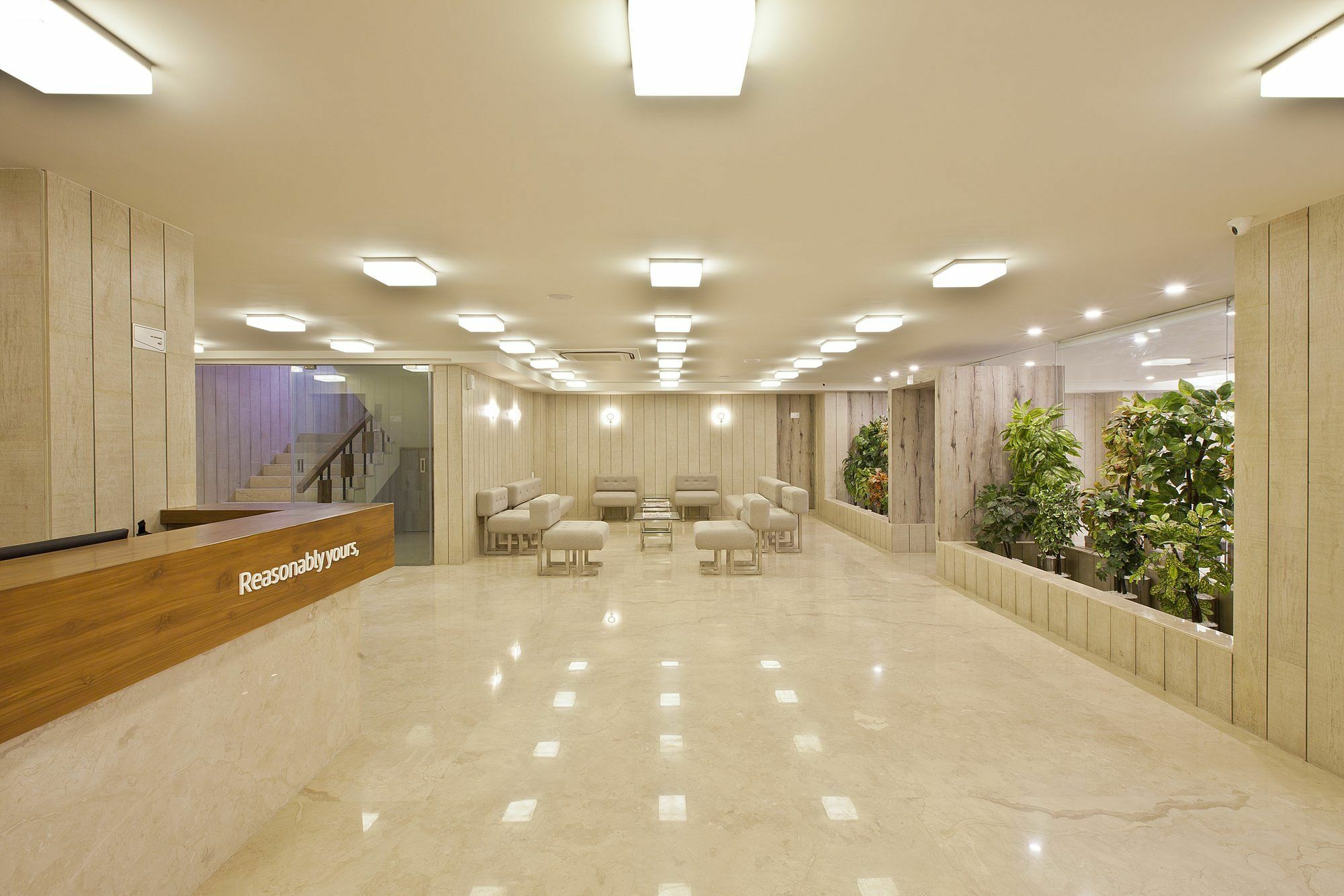 Scenaria Hotel Ahmedabad Exterior foto
